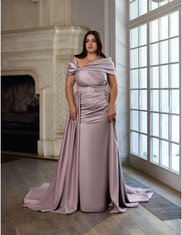 Robe de bal longue avec boléro, corset drapé et surjupe...