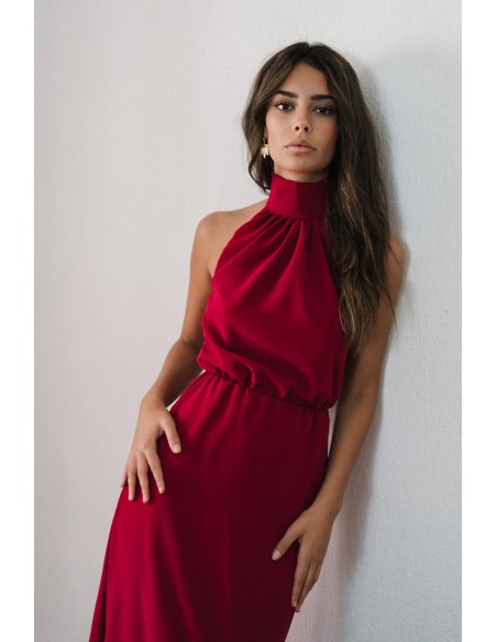 Robe d'invité longue, dos ouvert et décolletée
