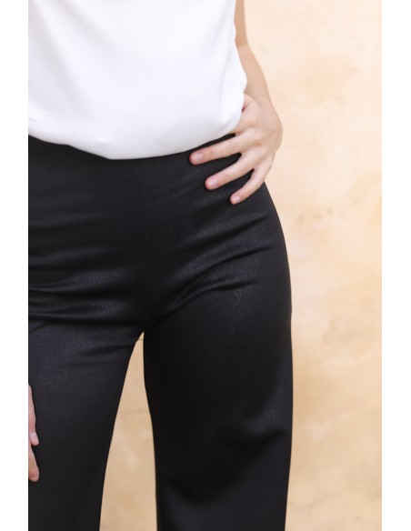 Long black wide leg knitted pants