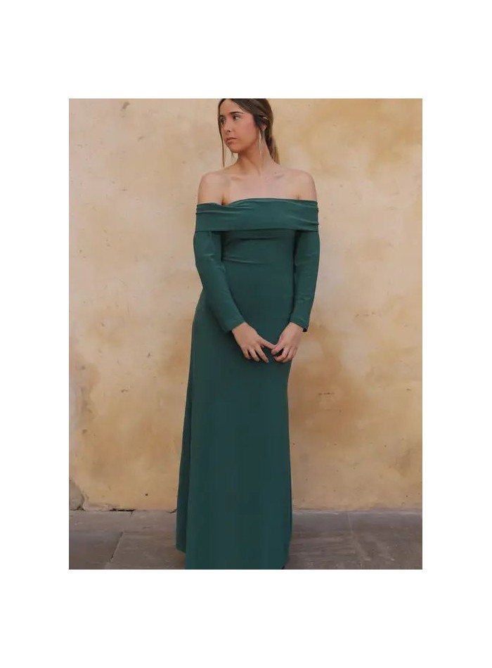 Vestido largo de invitada verde escote bardot