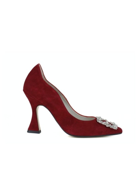 Zapatos de tacón de ante con broche brillante