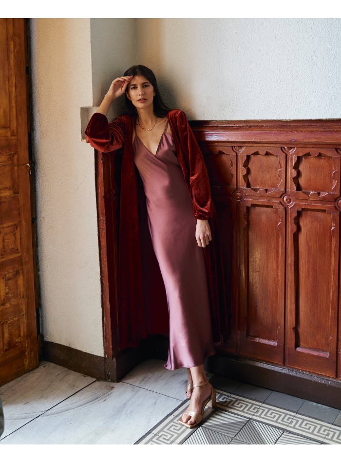 Manteau midi en velours marron avec encolure...