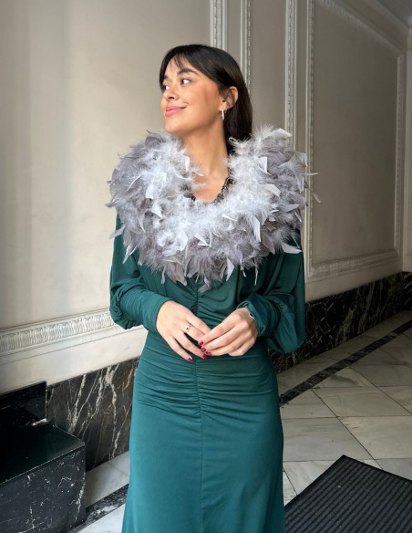 Natural feather collar