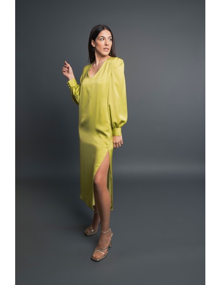 Vestido de fiesta midi verde lima con manga larga