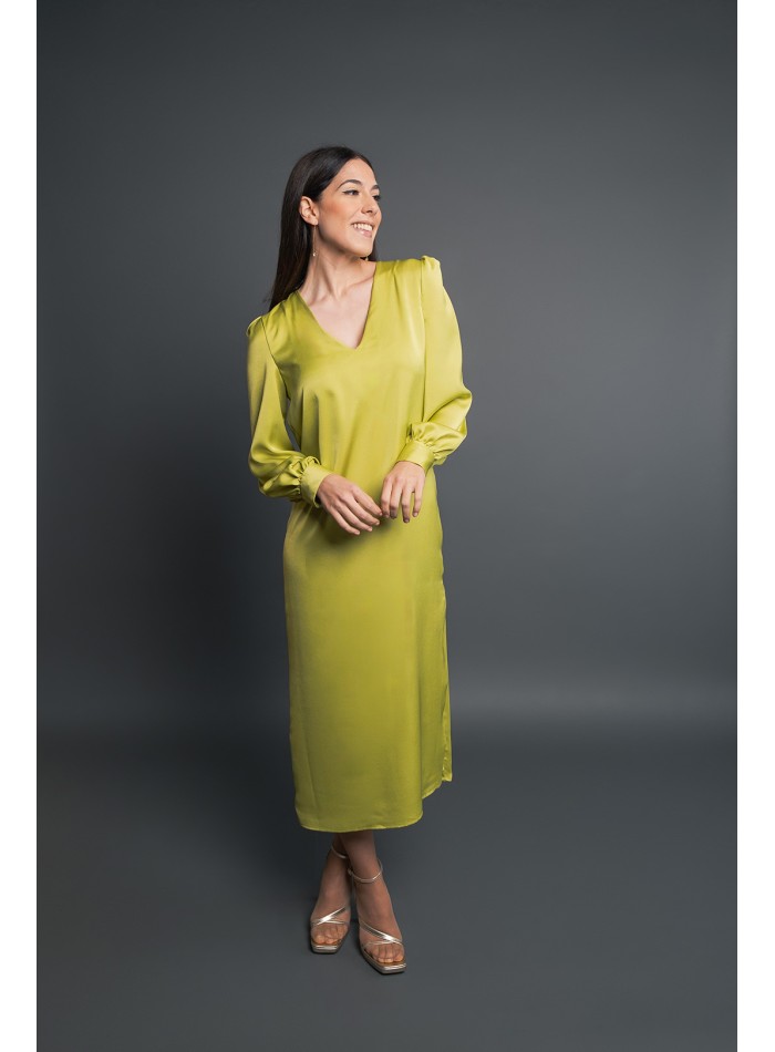 Vestido de fiesta midi verde lima con manga larga