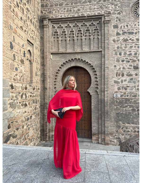 Vestido largo rojo palabra de honor con falda maxi volante