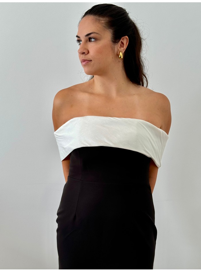 Robe de soirée longue avec encolure bardot et...