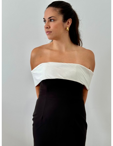 Long party dress with bardot neckline and back opening