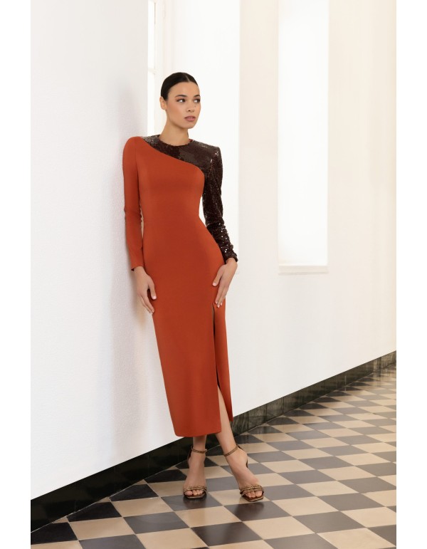 Midi party dress with sequin shoulder and sleeves