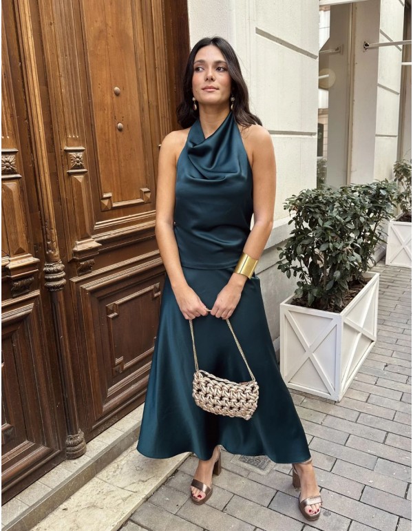 Falda midi de invitada en tejido satinado