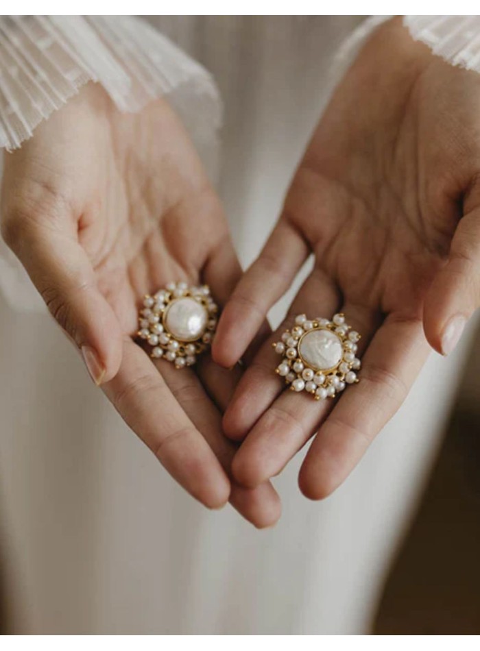 Boucles d'oreilles style bouton avec perle...
