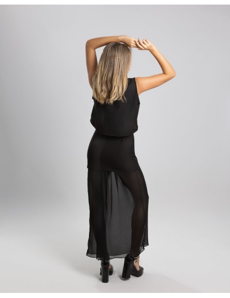 Mini skirt combined with chiffon in black color