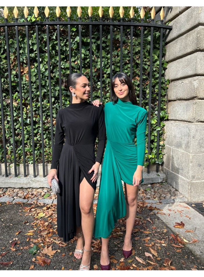 Vestido corto de fiesta con caída lateral -...