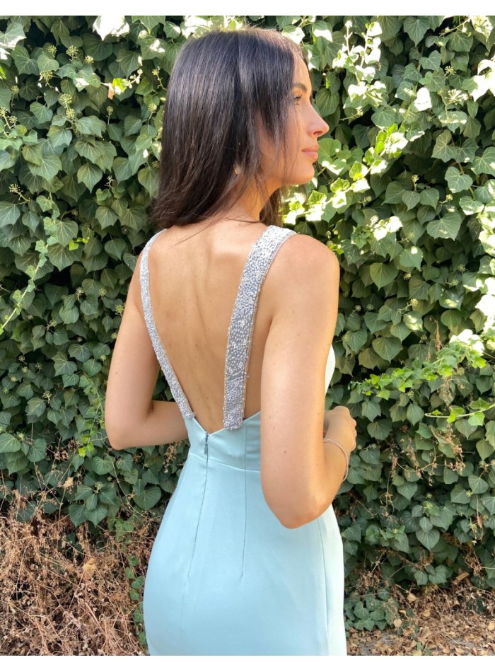 Robe de soirée longue avec encolure licou