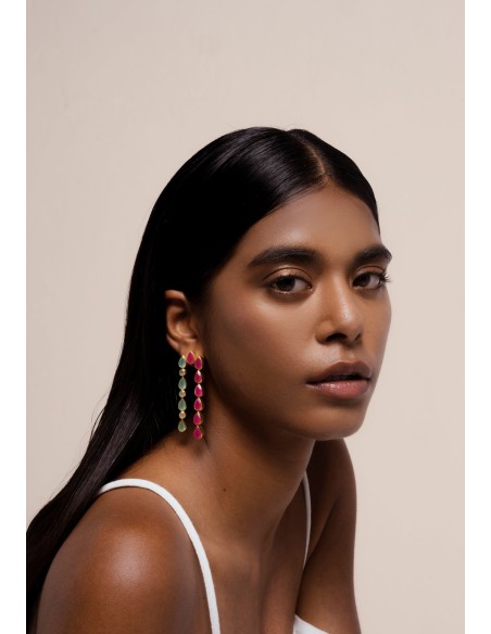 Longues boucles d'oreilles avec grenat et aigue-marine