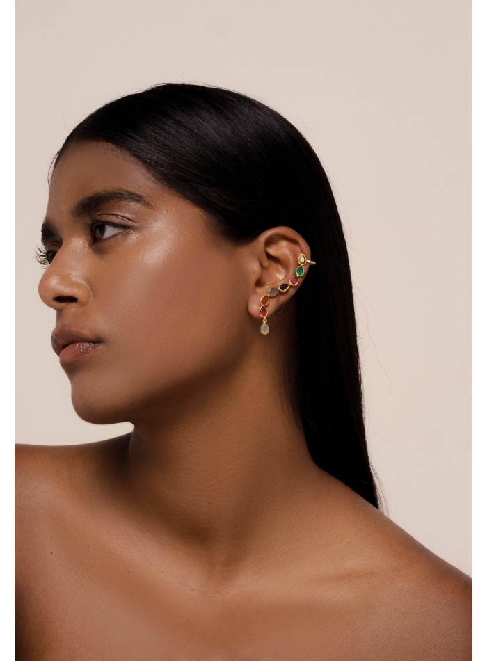 Pendiente estilo earcuff con piedras de color