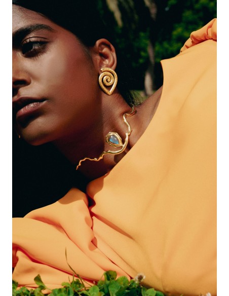 Tour de cou en or avec pierre semi-précieuse grise - Gratitude