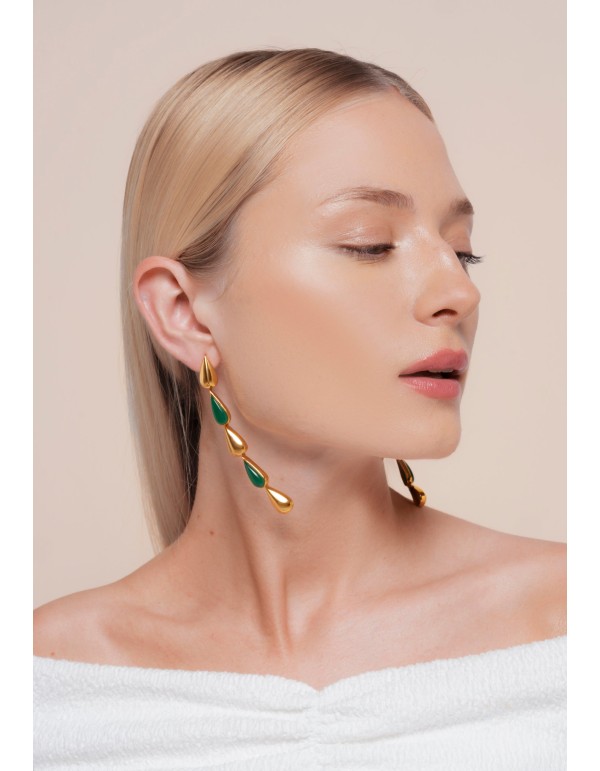 Longues boucles d'oreilles vertes et dorées 2