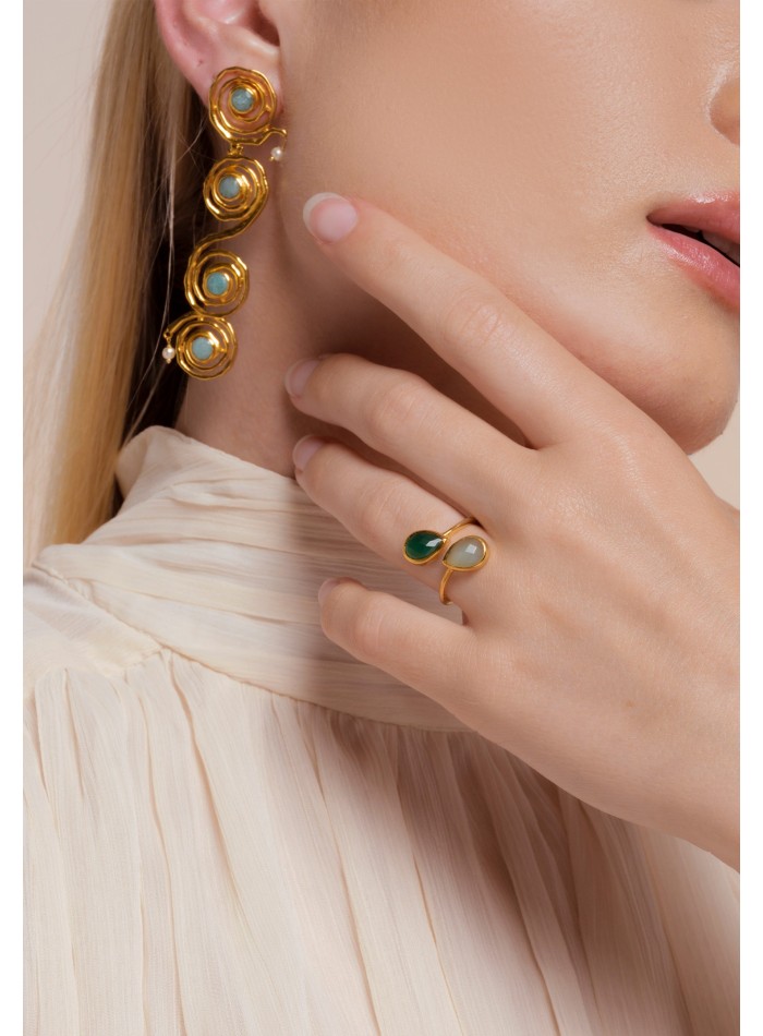 Gold and aquamarine long earrings - Breathe