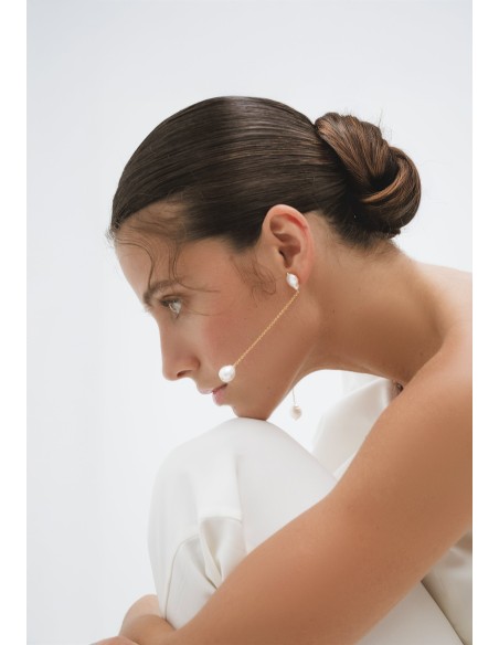 Pendientes largos con perlas - Dara