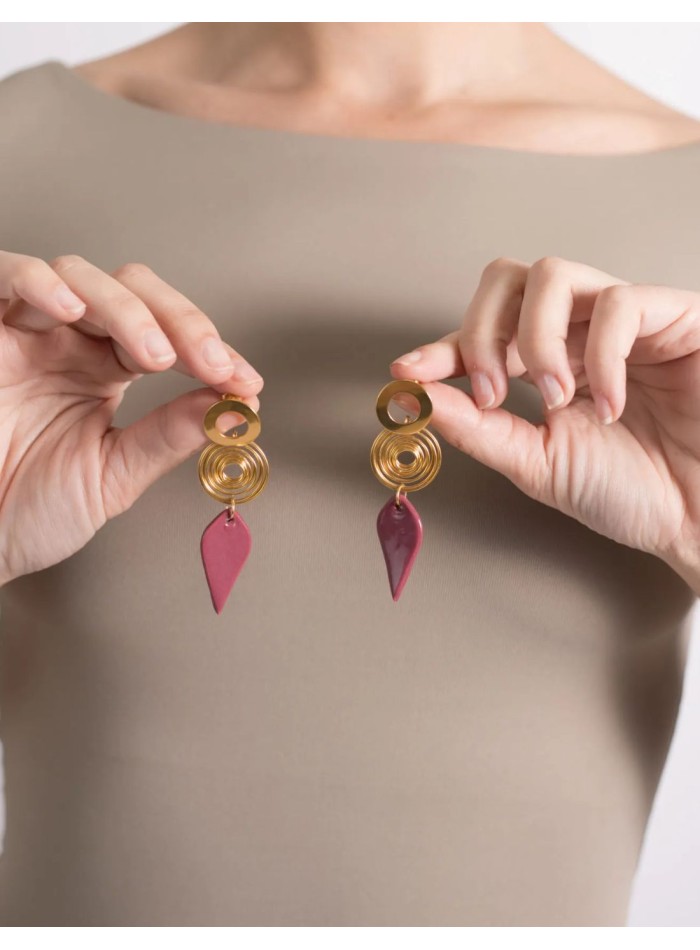 Longues boucles d'oreilles plaquées or avec...