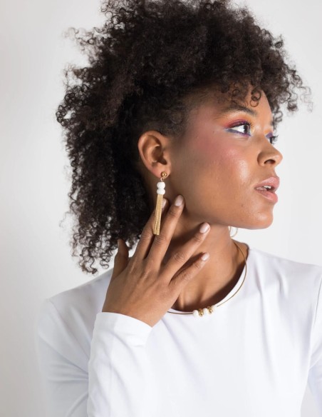 Longues boucles d'oreilles en cascade avec deux perles en céramique