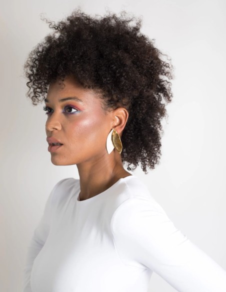 Pendientes de fiesta de cerámica en forma de hoja