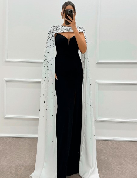 Vestido de fiesta largo de tirante fino con capa de pedrería