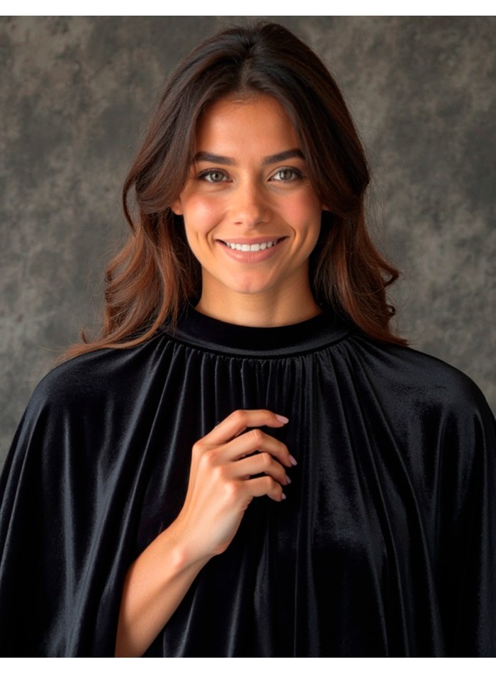 Cape courte en velours avec volants et fente...