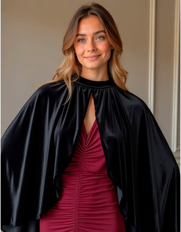 Short velvet cape with ruffle and slit for guests