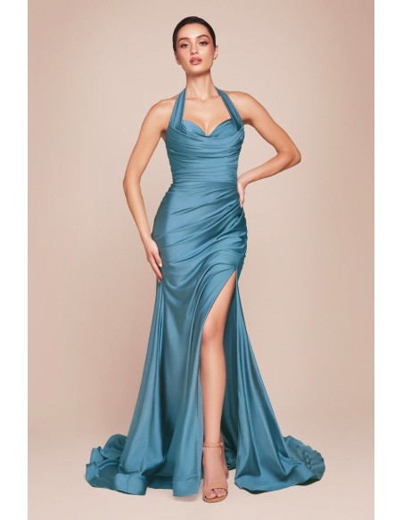 Vestido de fiesta largo para invitada con escote halter
