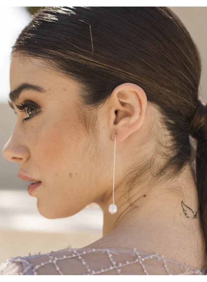 Longues boucles d'oreilles avec chaîne fine et...