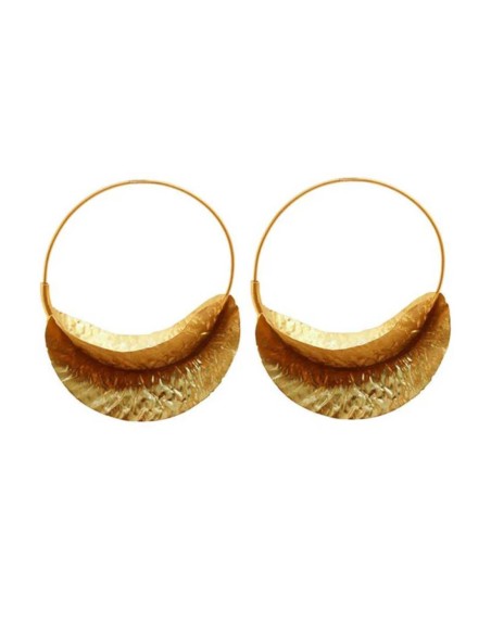 Pendientes estilo aros con pliegues de láminas texturizados dorados