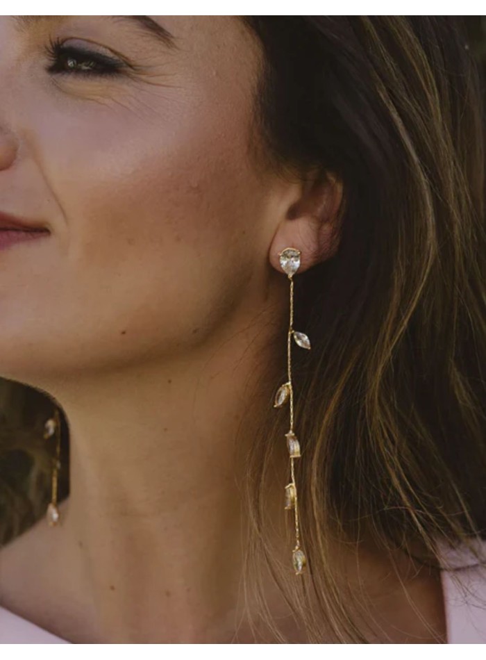 Pendientes largos con mini hojas de circonitas