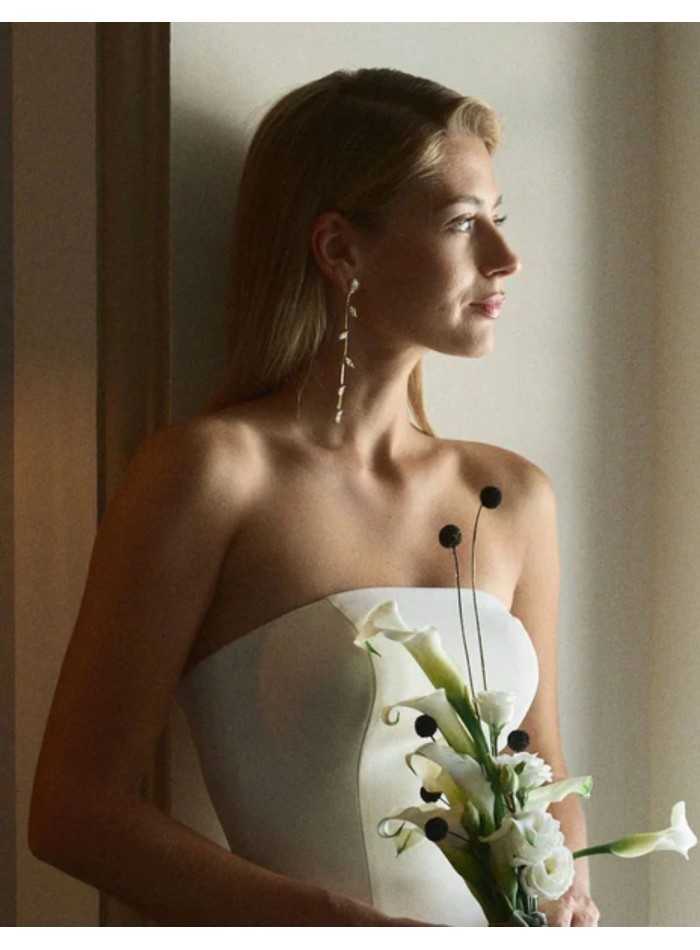 Pendientes largos con mini hojas de circonitas