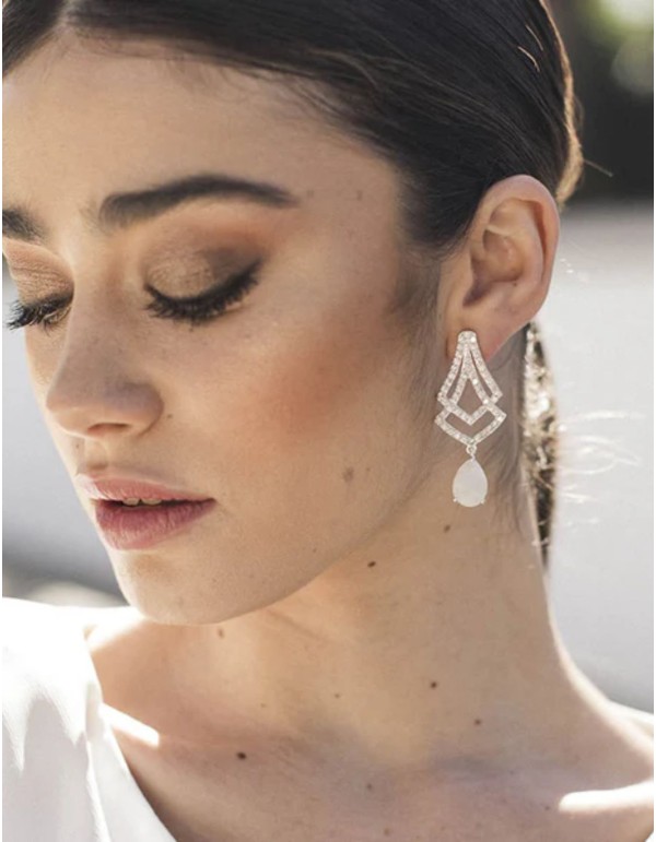 Party earrings with cubic zirconia and white stone 2