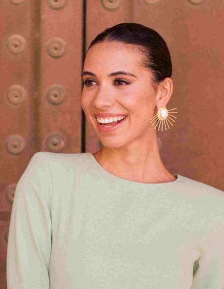 Party earrings with lightning bolts and colored stone