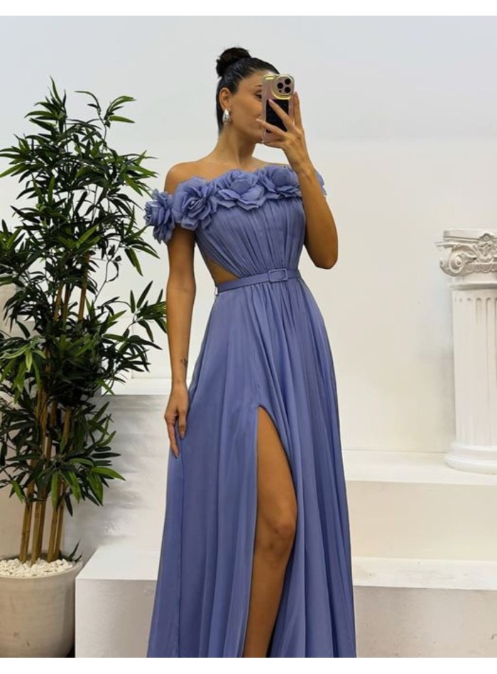 Vestido largo de fiesta con escote de flores y abertura en la falda para eventos