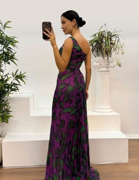 Vestido largo de gasa estampada con escote asimétrico para eventos de tarde