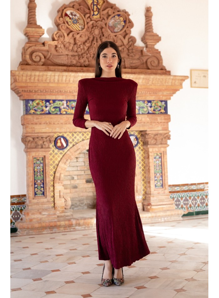 Maroon long dress with back neckline
