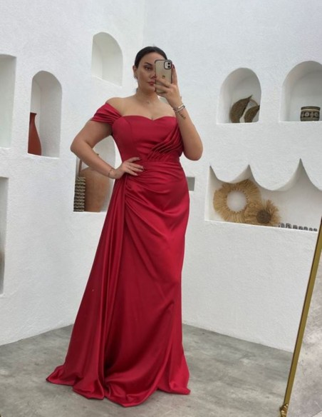 Vestido de fiesta largo con fruncido y escote corazón