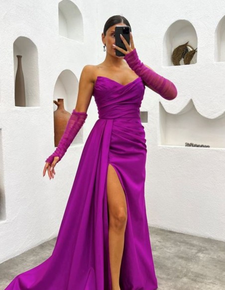 Robe longue de soirée sans bretelles avec manches