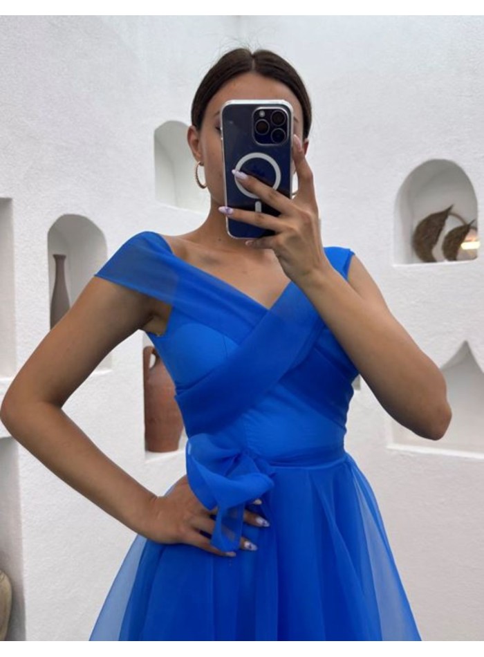 Vestido de cóctel midi con escote bandeau y...