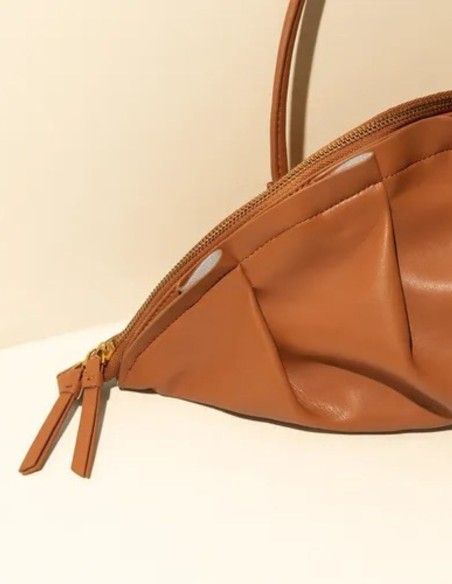 Bolso de mano caramelo para ocasiones especiales