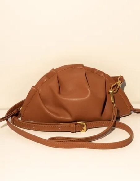 Bolso mini de mano caramelo en forma de gyoza