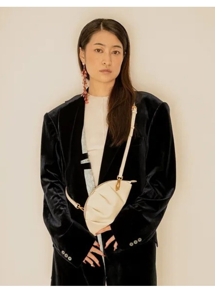 Bolso mini de mano marfil gyoza