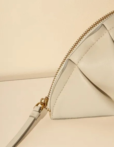 Bolso mini de mano marfil en forma de gyoza - para bodas y ocasiones especiales