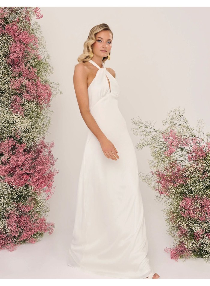 Vestido de novia cuello halter con abertura en...