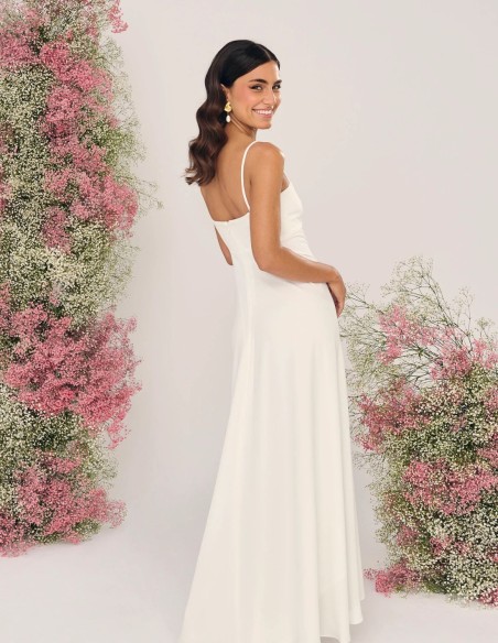 Robe de mariée en crêpe avec encolure en cœur drapée