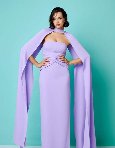 Vestido de fiesta largo lila con mangas capa